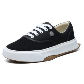 Mihara x Fila Fashion Court FM-10 låga sneakers, svarta
