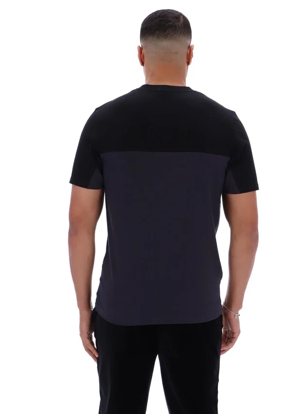 Svart Tiebreaker Colour Block-T-shirt